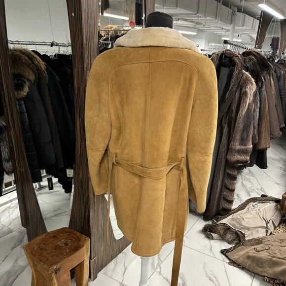 Shearling men's shearling size 42 was 2895 now $700 - Picture 4 of 4